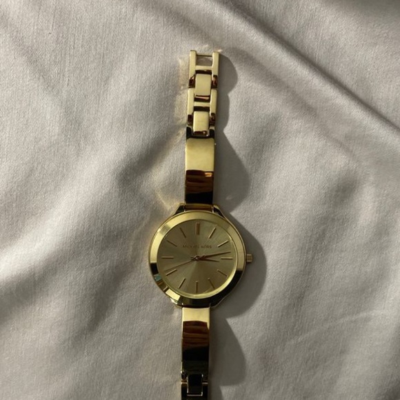 Michael Kors watch for women - Picture 2 of 2